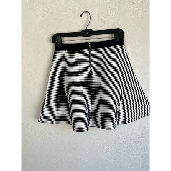 Anthropologie English Factory Woman Stripped Knit A-Line Mini Skirt, Siz… - Picture 8 of 9